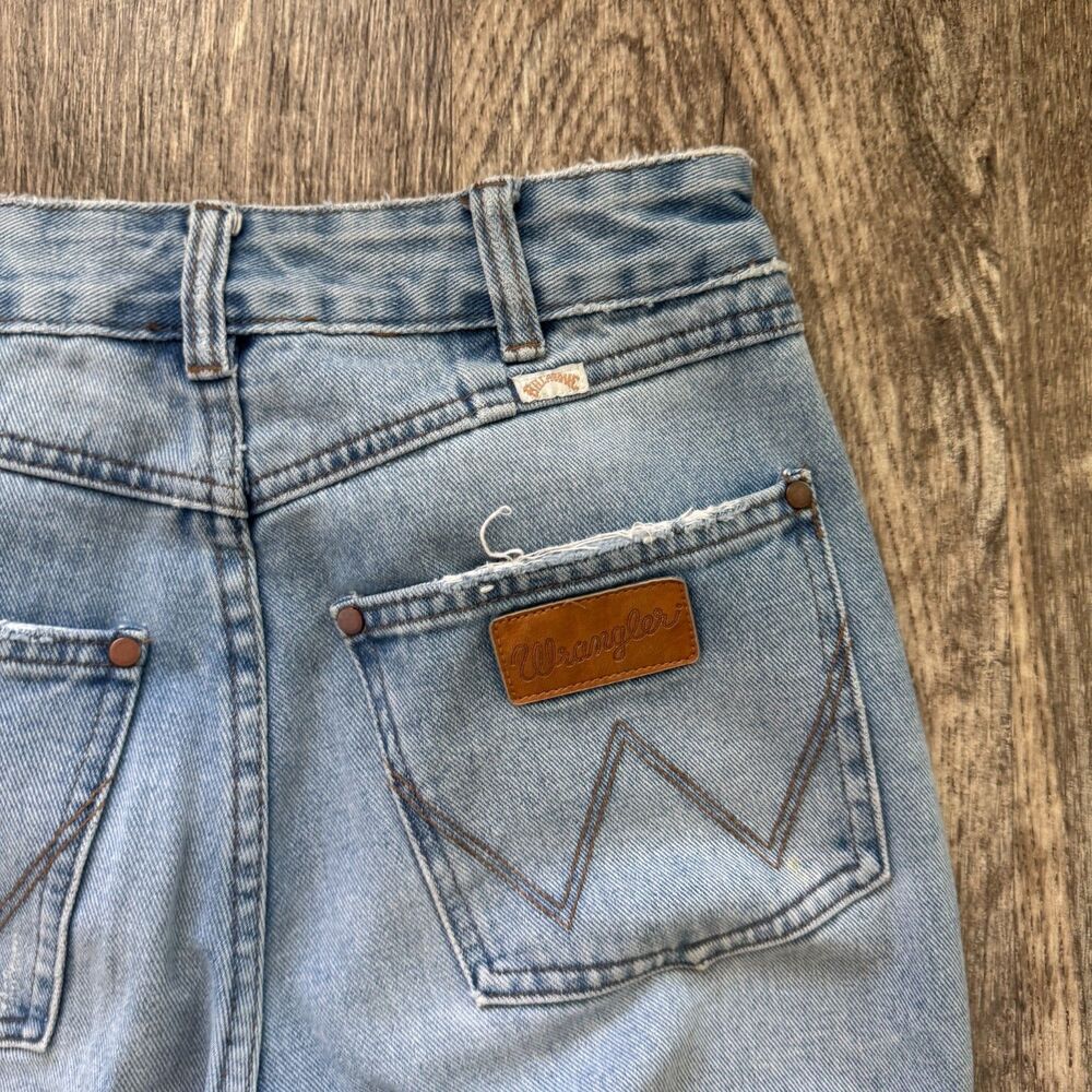 Wrangler x Billabong Womens Bell Bottom Jeans Blue Patchwork Denim- size 26 - Picture 6 of 10